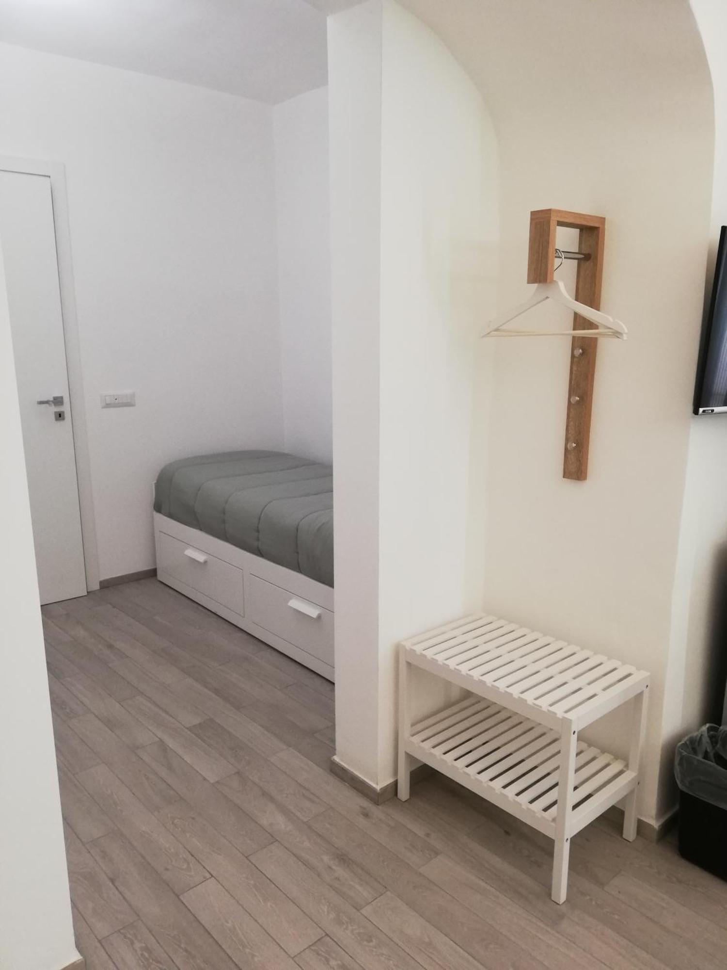 Dg Sicily Hotel CTA Room photo
